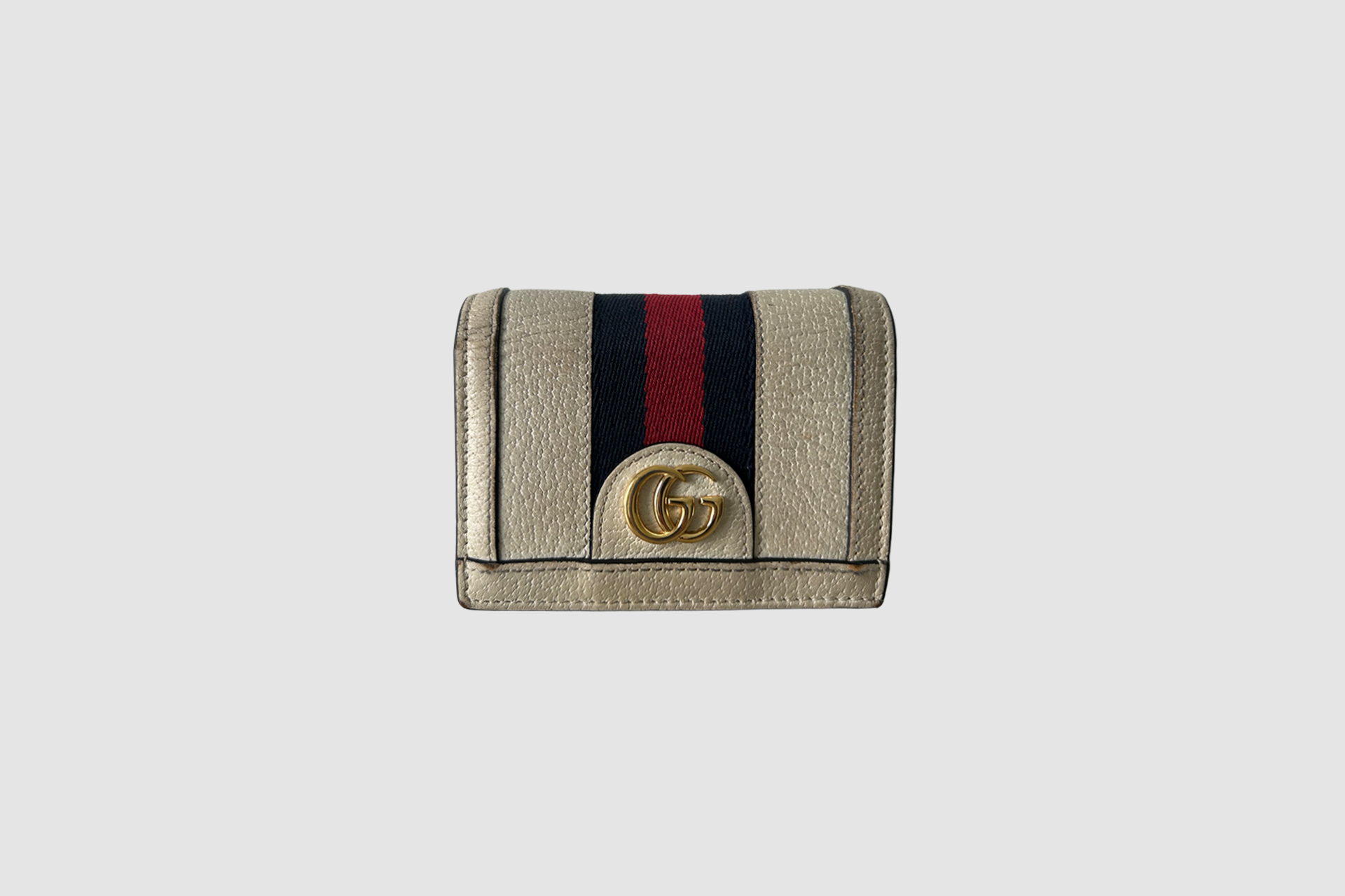 Trước khi phục hồi ví Gucci